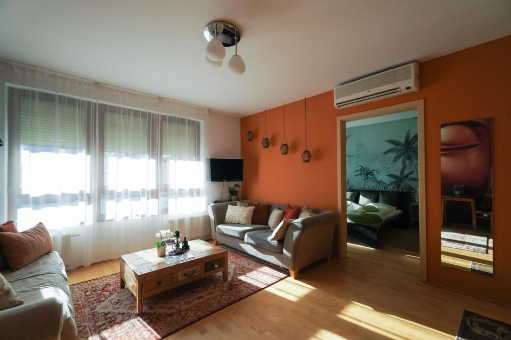 Gozsdu Downtown Apartment *