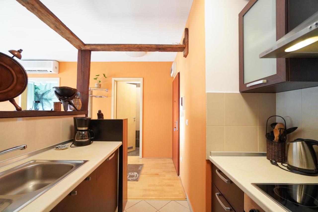 Gozsdu Downtown Apartment Budapest
